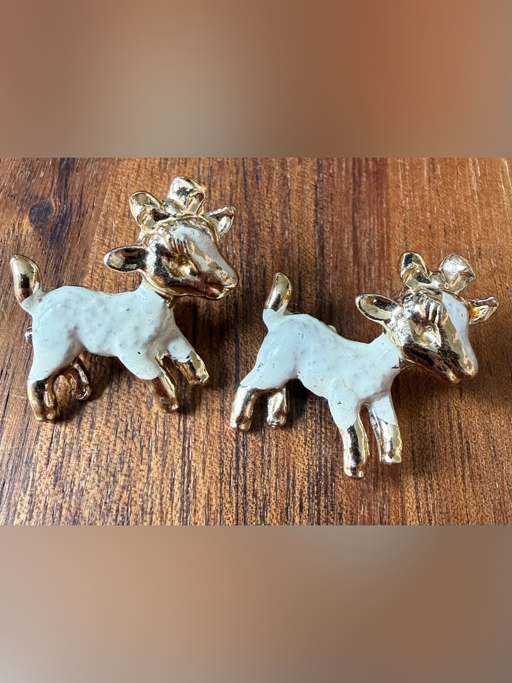 Vintage Gold Tone and White Enamel Goat Brooch Pair Scatter Pin GOAT 🐐